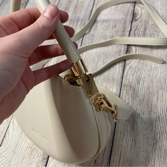 Melie Bianco Cream Handbag - Picture 7 of 10